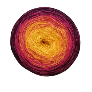 Kreisförmiger Knäuel aus Garn in Braun, Pink, Orange und Gelb, gleichmäßig gewickelt und gut sichtbar.